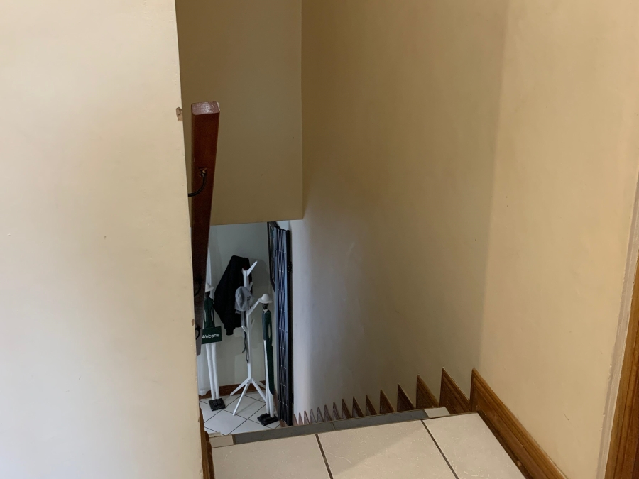 To Let 3 Bedroom Property for Rent in Birdwood Estate North West